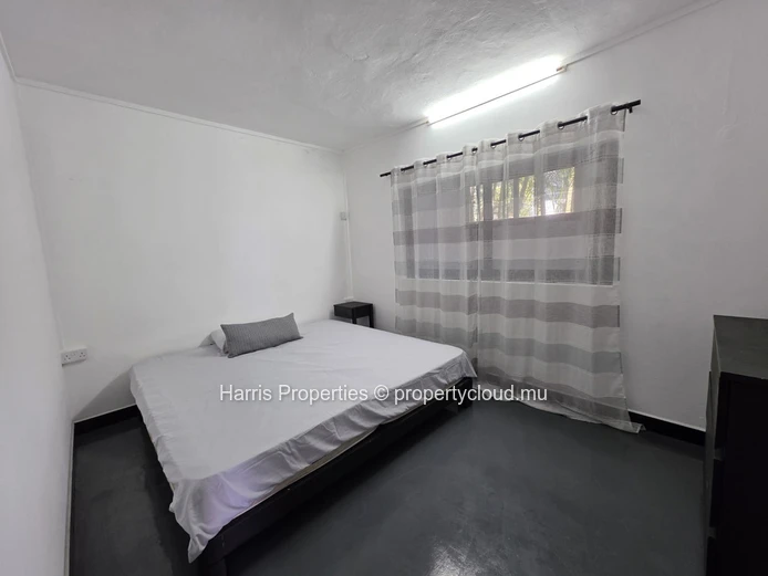 Spacieux et moderne appartement de premier étage à louerà Vale