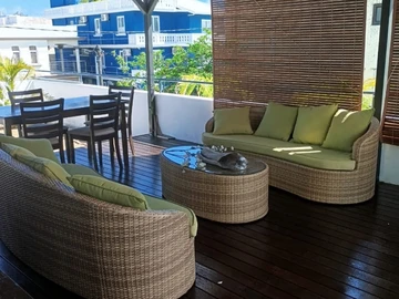 7 Bedroom Apartment