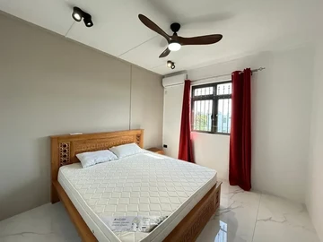 6 Bedroom Villa