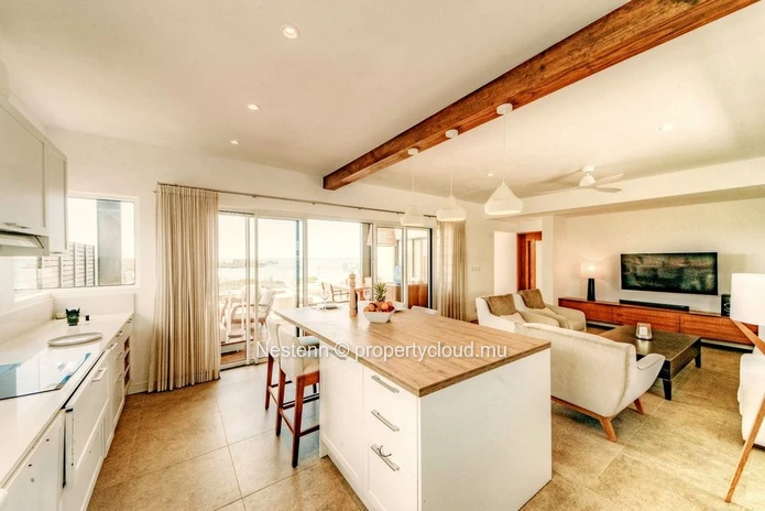 Superbe penthouse de 4 chambres avec vue mer