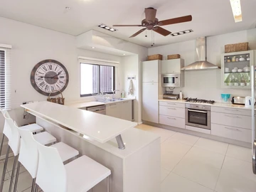 4 Bedroom Townhouse, Duplex