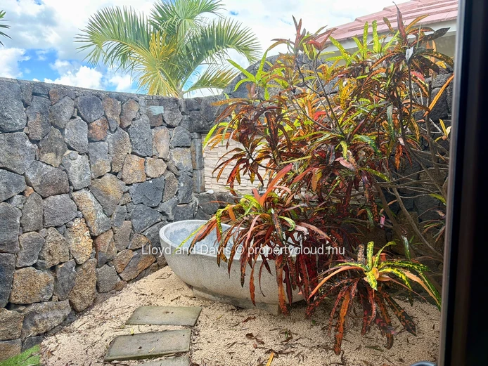 Villa with Panoramic Ocean Views
