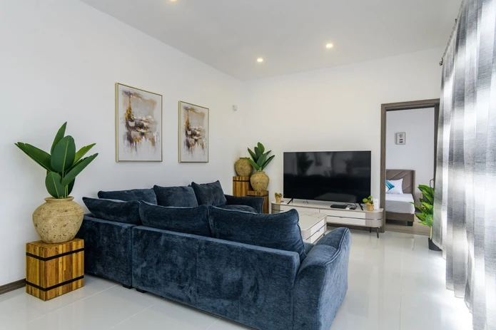 Villa mauricienne à vendre à Grand Baie, Mon Choisy, 128m², 3 chambres, piscine privée, meublée, climatisée, à Rs.