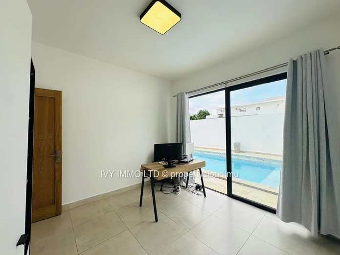 Située dans la magnifique ville de Grand Baie Propriété de 3 chambres à louer à long terme – Grand Baie