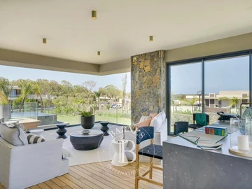 4 Bedroom Villa