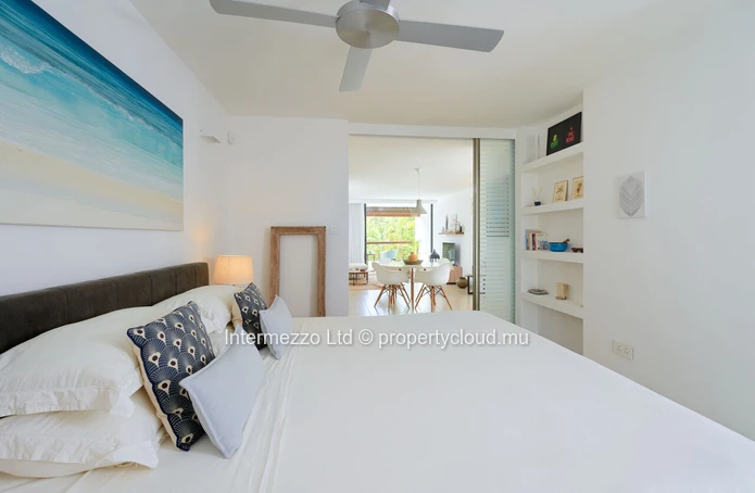 Appartement R+2 Trou aux Biches / Mont Choisy — 1 chambre, 70m², piscine, plage à pied, meublé & équipé