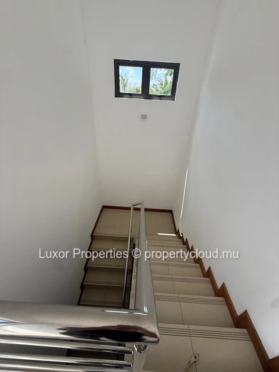 ???? For Rent – Calodyne ??? ? Elegant 4-Bedroom Ensuite Villa with Private Pool 