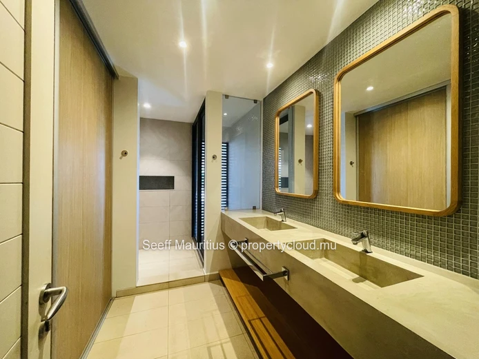 Modern Elegance with Breathtaking Mountain Views