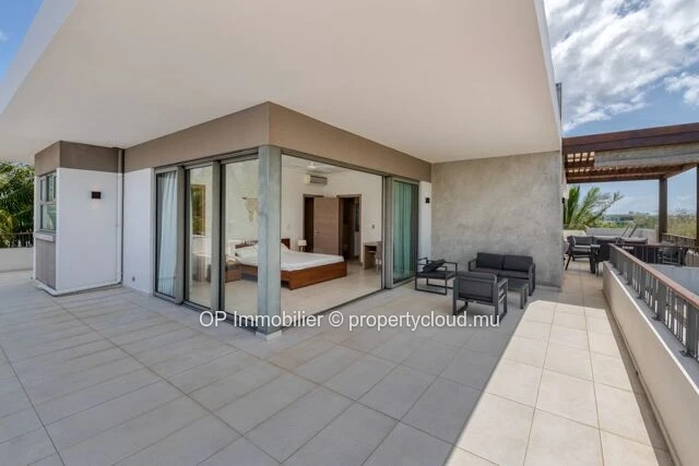 3-Bedroom PDS Penthouse for Sale in Mont Choisy