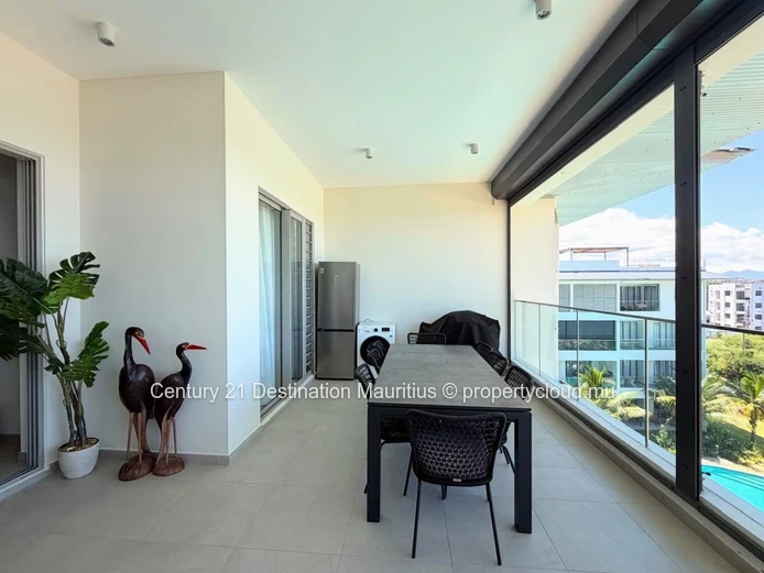Pereybere Penthouse Living