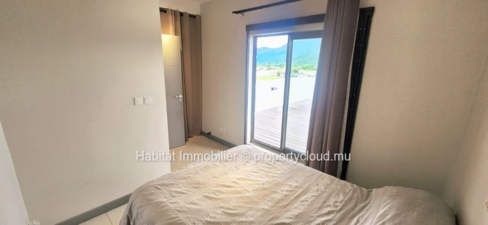 To rent: This charming contemporary furnished and equipped apartment of 108 m² in Helvétia 