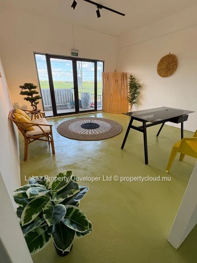 Office 30 m² — The Vale, Grand Baie