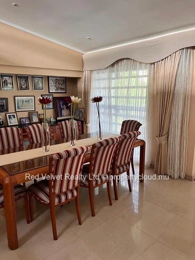 Maison de 4 chambres à vendre - Curepipe (Prix réduit)