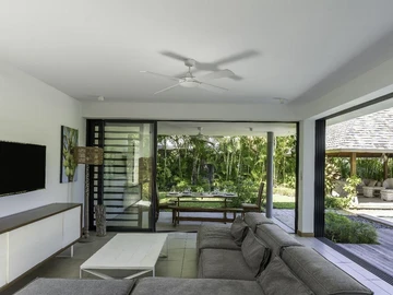 4 Bedroom Villa