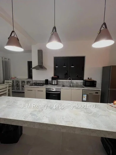 3-Bedroom Apartment for Sale in Tamarin, Mauritius – Close to the Beach and Amenities – Ideal Rental Investment