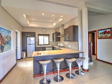 Superb villa with 3 en-suite bedrooms with double living room in a prestigious golf estate