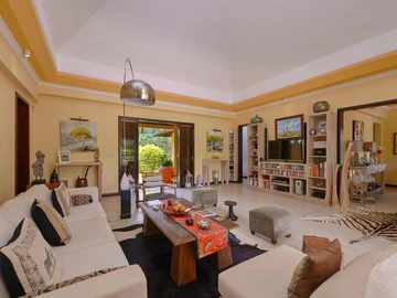4 Bedroom Villa