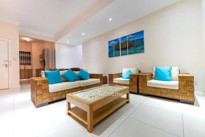 For Rent – Seafront Apartment in Flic en Flac, Mauritius