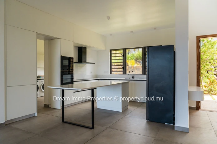 Élégantes villas de 4 chambres avec vue mer & golf dans un prestigieux domaine golfique à Bel Ombre – Ile Maurice