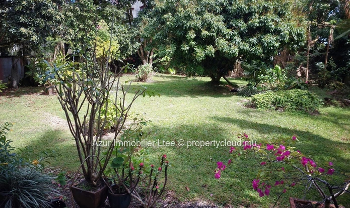FLOREAL: 4-bedroom house