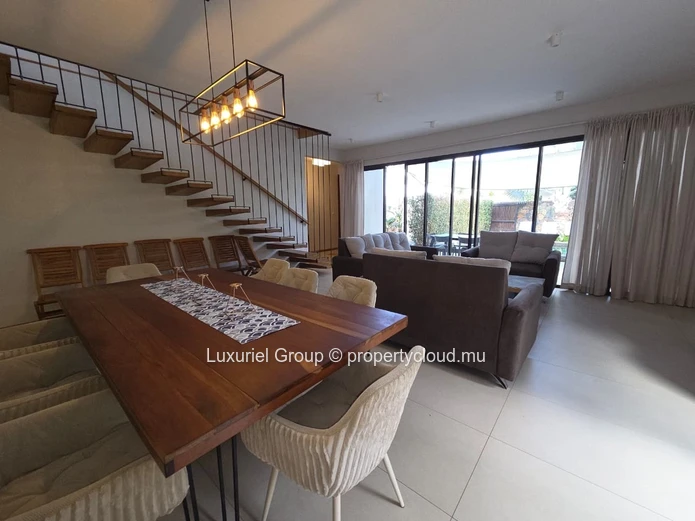 5-Bedroom Villa For Rent – Trou Aux Biches