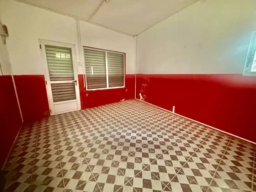 2 Bedroom Commercial Property
