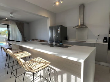 4 Bedroom Townhouse, Duplex