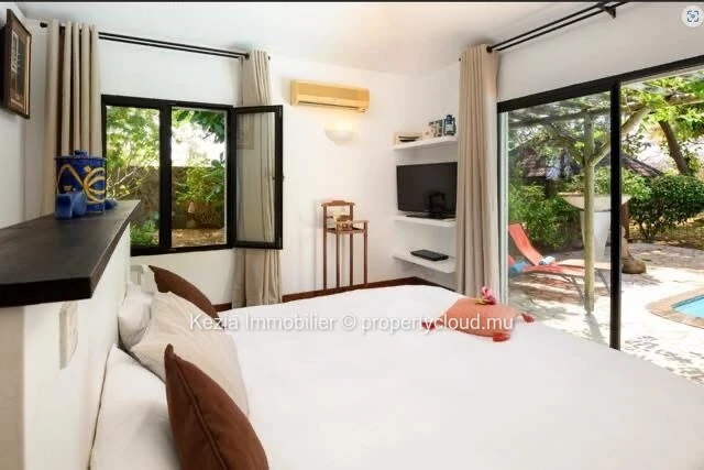 Character Villa In The Heart Of A Tropical Garden