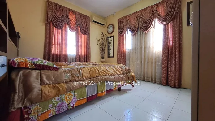 Apartment - 5 bedrooms - Rose Hill - Ref. AP78487VE