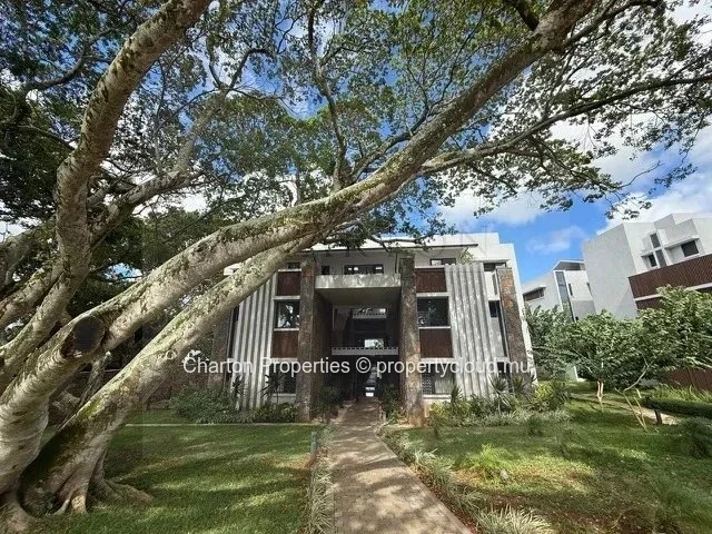 New 3-bedroom apartment with en-suite bathrooms and mountain views