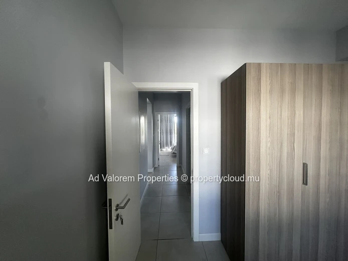Appartement meublé de 2 chambres avec vue panoramique à louer!