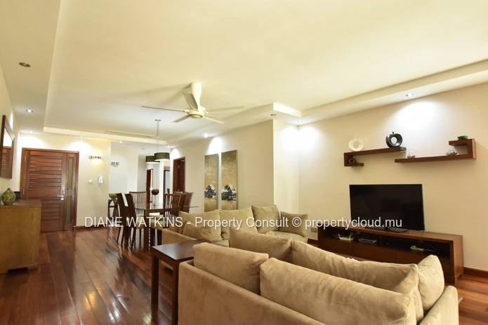 Beachfront Ground-Floor Apartment