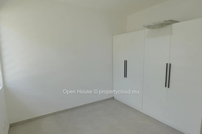 Furnished villa for rent in Forbach, 320m², 5 bedrooms, private pool, accessible to foreigners, rental with or withou...