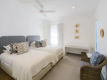4 Bedroom Villa