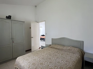 4 Bedroom Apartment
