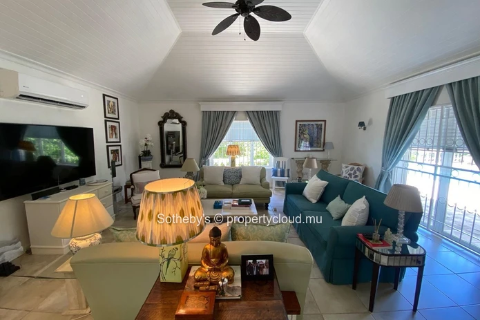 Colonial Style Living