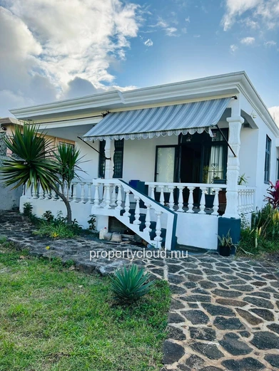 FOR RENT – 1 bedroom house in Grand Gaube