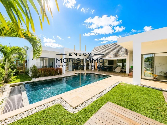 Superbe Villa Contemporaine 3 Chambres avec Piscine – À vendre à Grand Baie