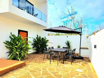 4 Bedroom Villa