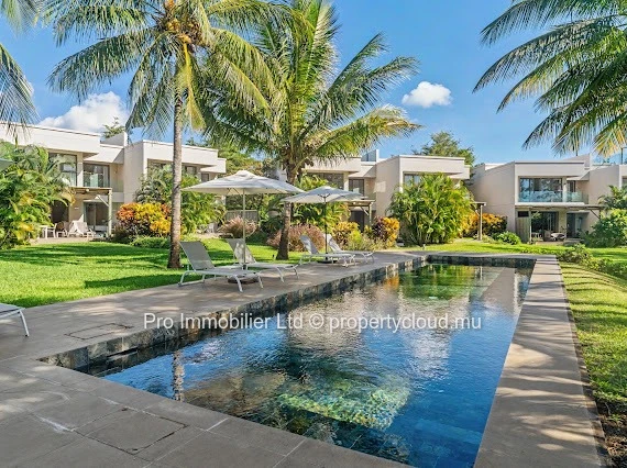 Stunning Furnished Beachfront Townhouse for Sale in Calodyne.