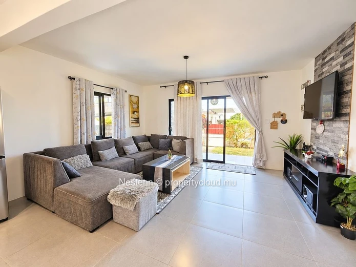Cozy 3-Bedroom Family House