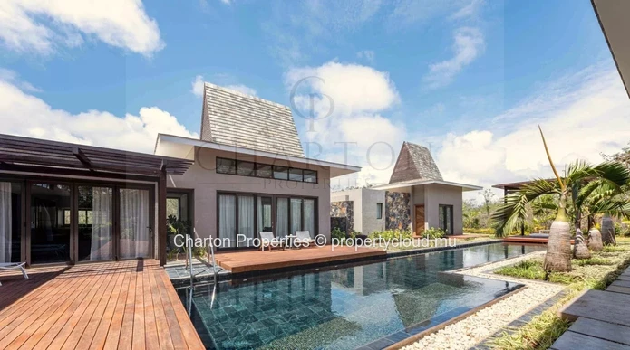 Contemporary single-story villa with 3 bedrooms, offering an exceptional lifestyle