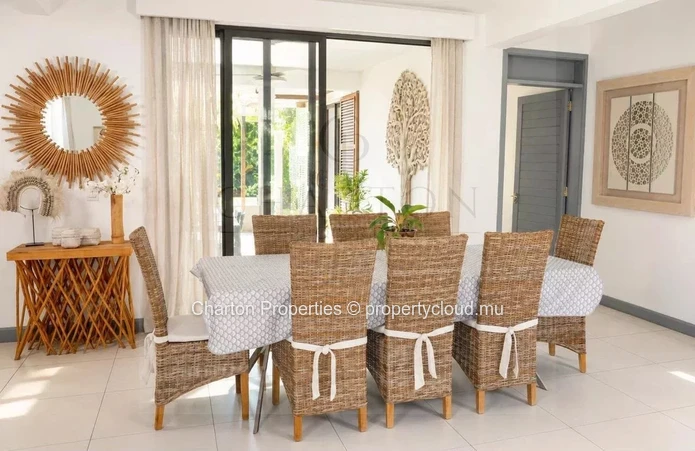 Villa 4 chambres - Élégance et art de vivre au cœur de Grand Baie