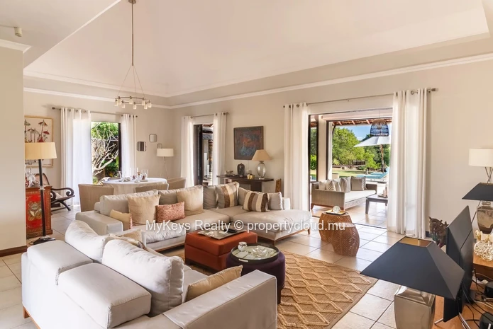 Villa d'exception dans un Golf.