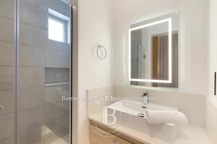 GRAND GAUBE - Luxury Seafront Living - 3 bedrooms