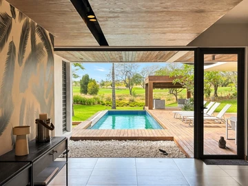 5 Bedroom Villa