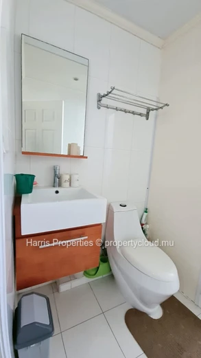 Beau triplex à louer à Pereybere