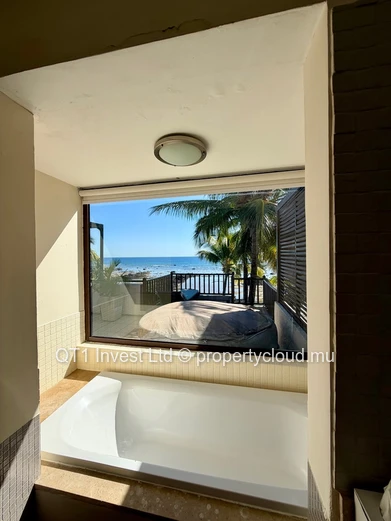 Exceptionnal Penthouse Sea View Trou Au Biches 
