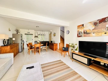 3 Bedroom Townhouse, Duplex