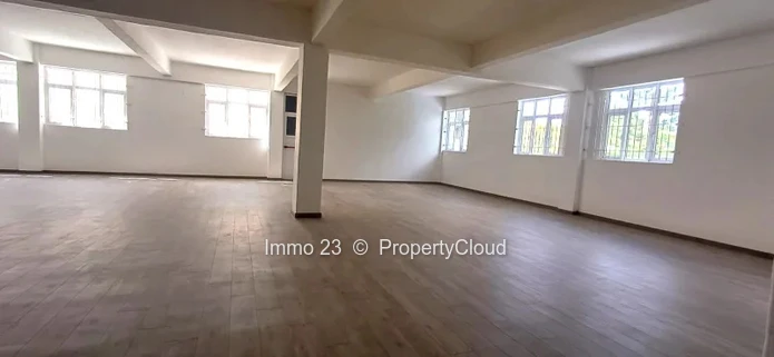 Office - 1000m2 - Port Louis - Ref. BU98616LO